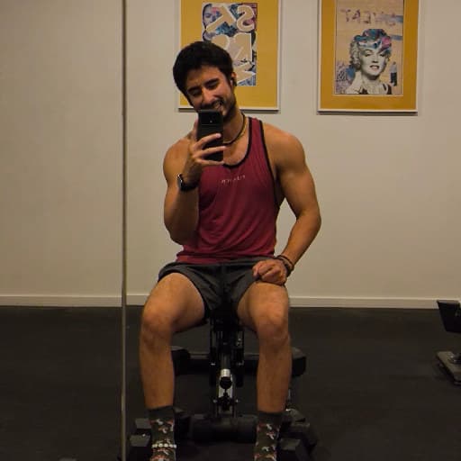 Lucas M.