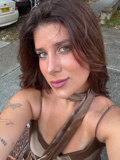 Paula A.